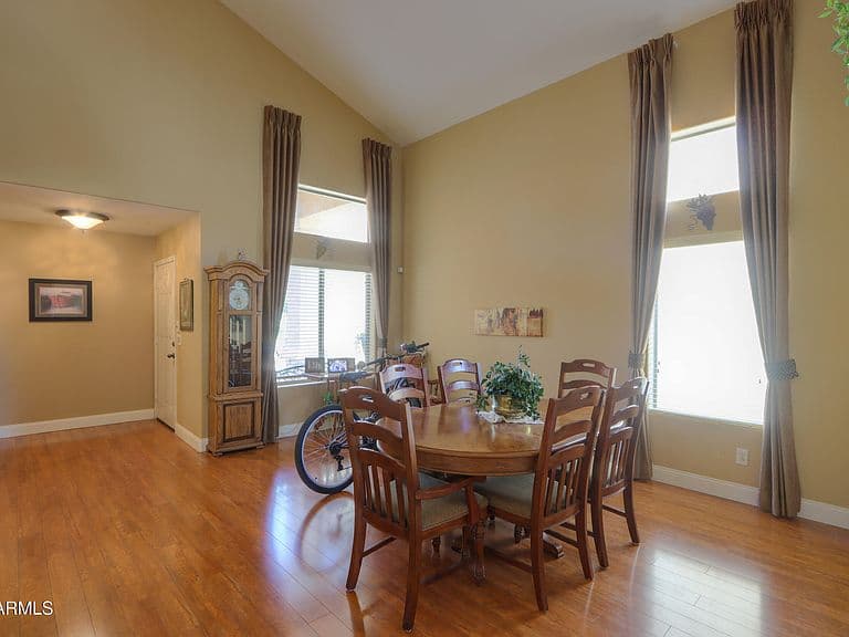 41425 W Novak Lane photo 4