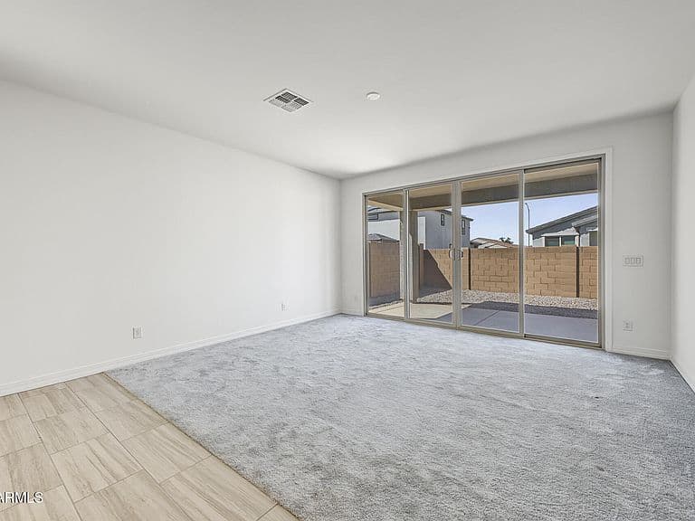2028 E ESCONDIDO Place photo 4
