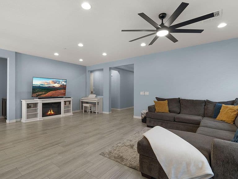 3393 E PENEDES Drive photo 5