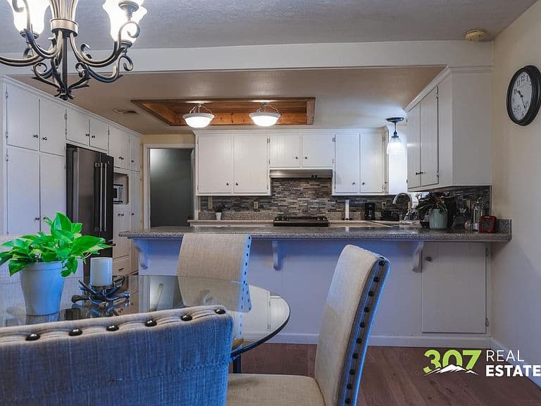 5570 Greybull Hwy photo 2