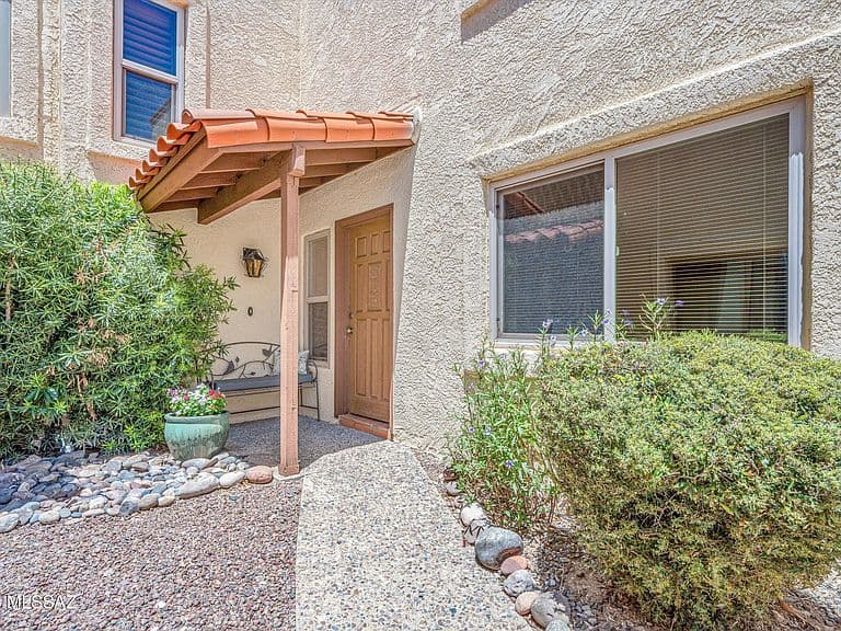 7972 E Sabino Sunrise Cir photo 2