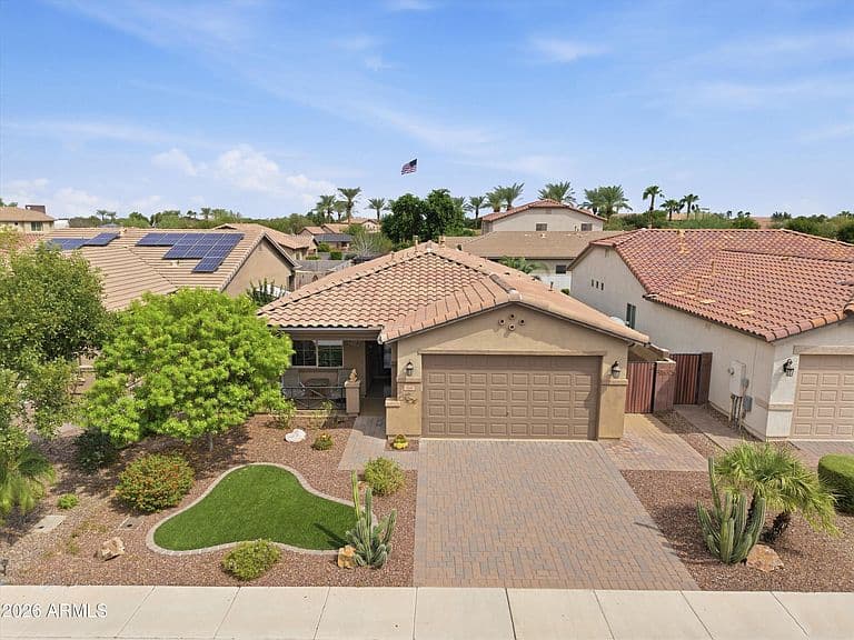 664 W MANGROVE Road photo 2