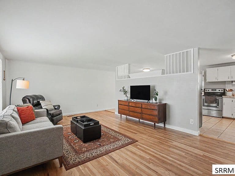 2231 Croft St photo 3