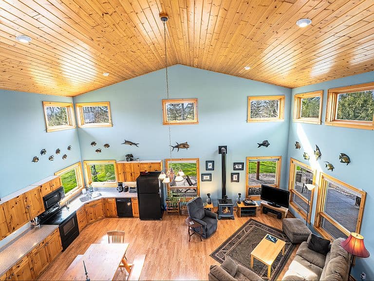 1455 E Edgewood Dr photo 3