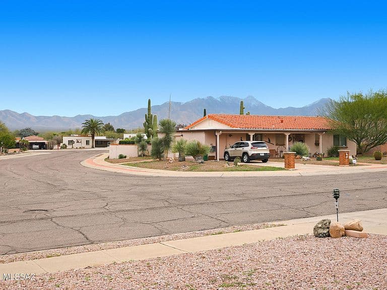 334 S Vista Del Rio photo 1