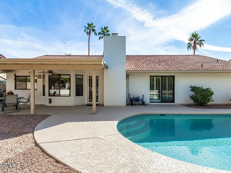 8956 E Voltaire Dr photo 3