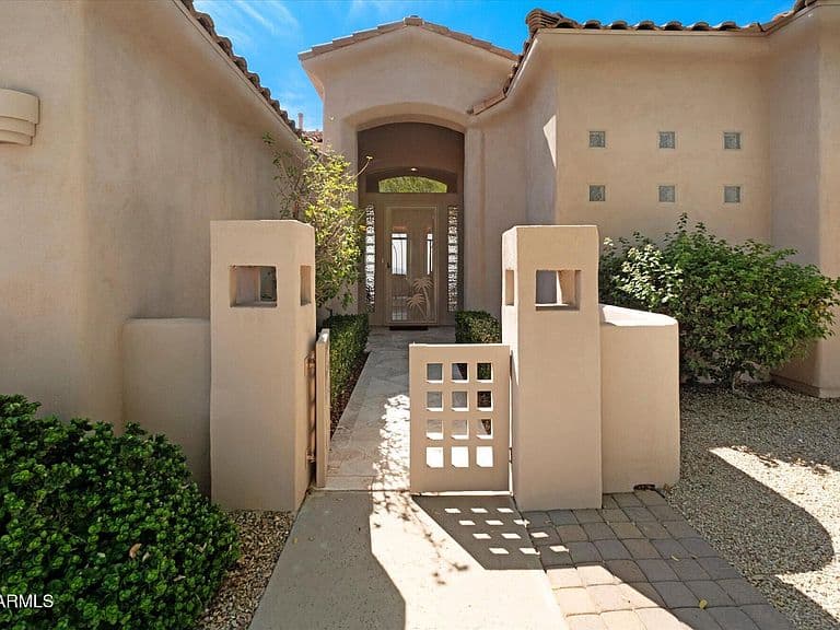 15319 E Redrock Drive photo 4