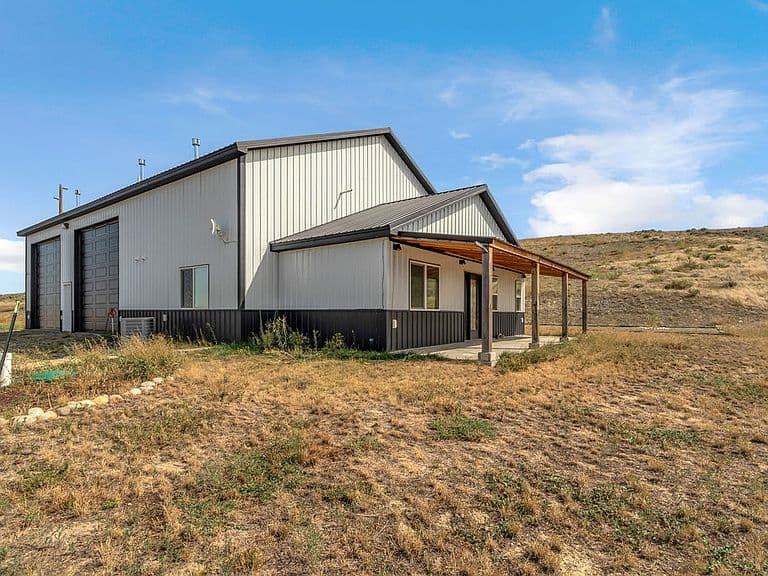 1720 Davis Creek Rd photo 1