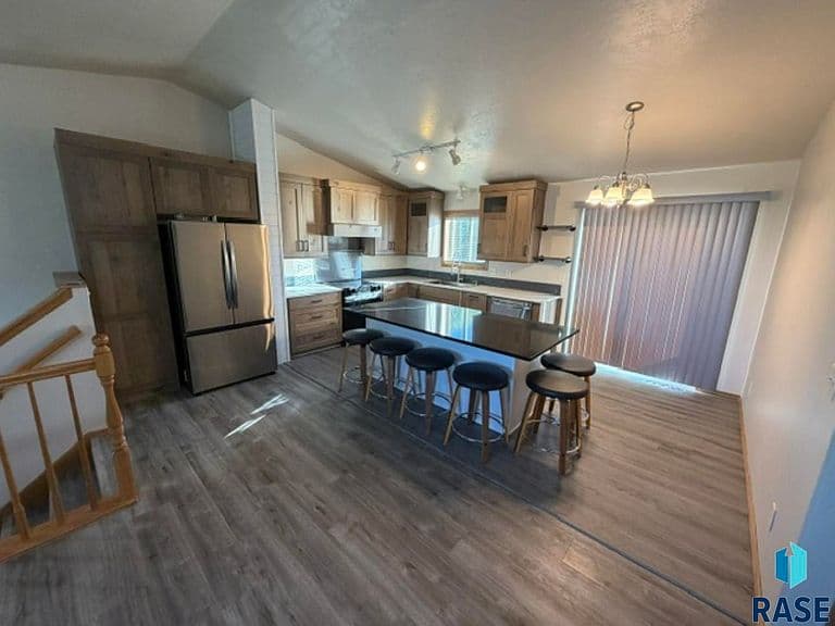 6020 S Kerry Ave photo 2