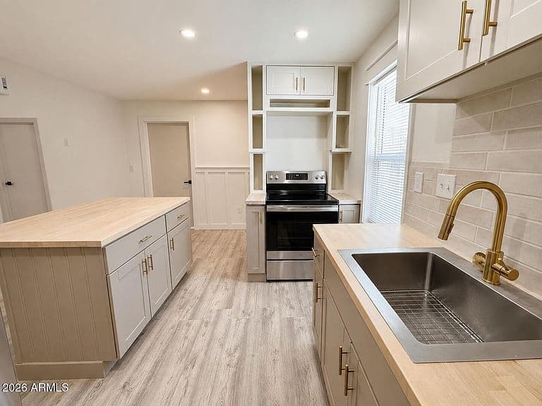 199 W SANTEE Street photo 5