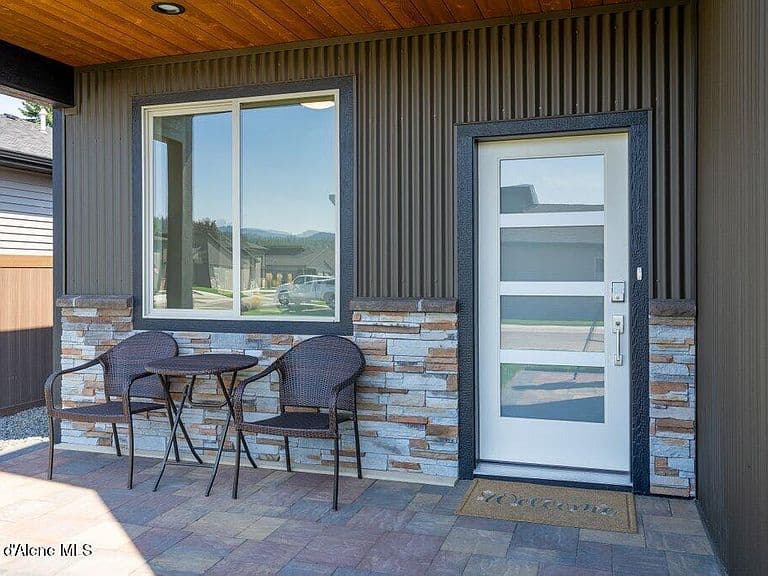 13932 N Rainier Loop photo 4