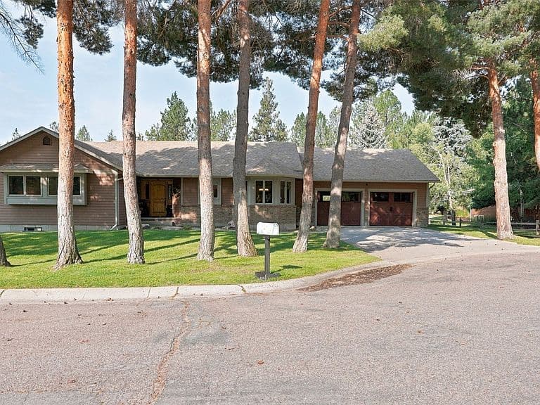 5005 Larch Ave photo 3