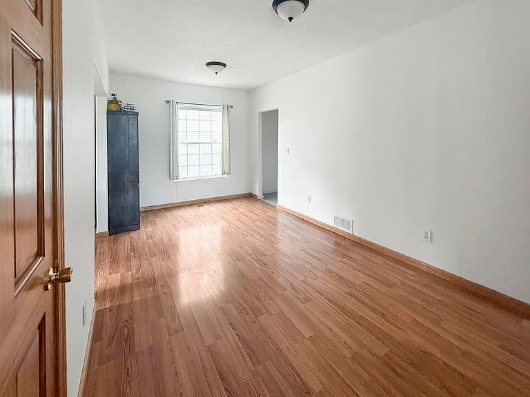 1024 11th St NW photo 3