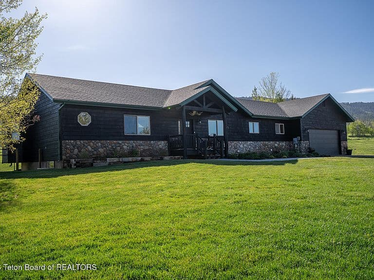 87 Southridge Dr photo 2