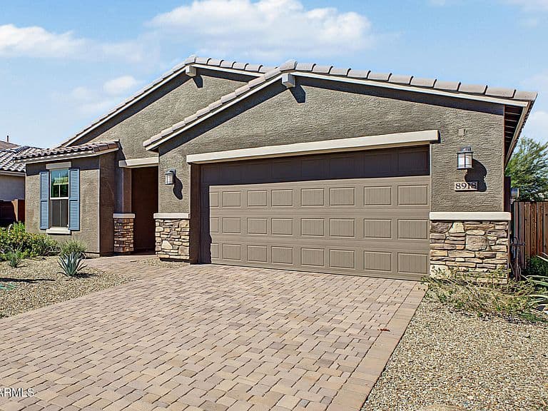 8918 W VERMONT Avenue photo 3