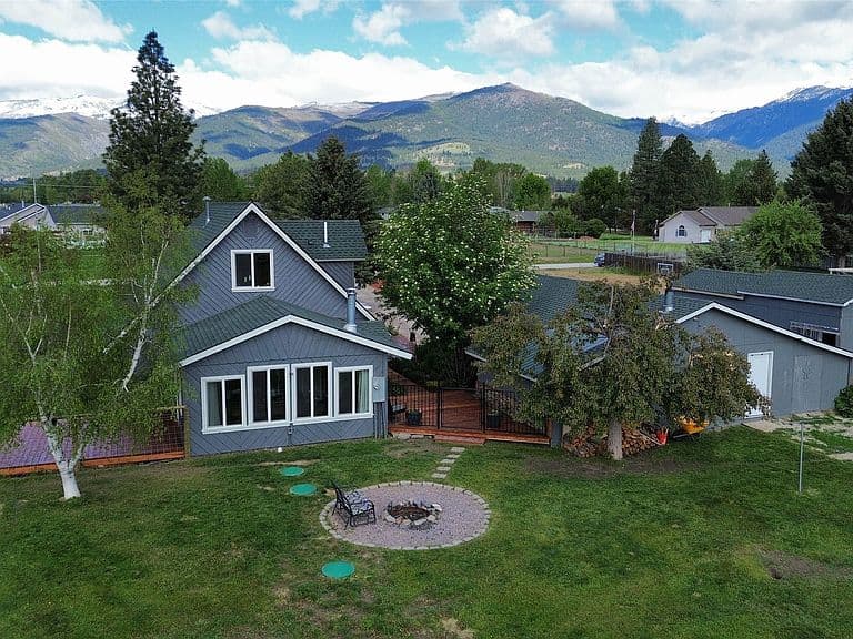 205 Mountain View Dr photo 4
