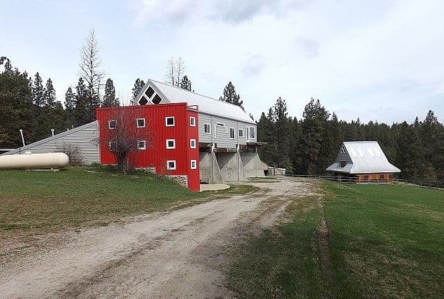 1179 Garden Pl photo 2