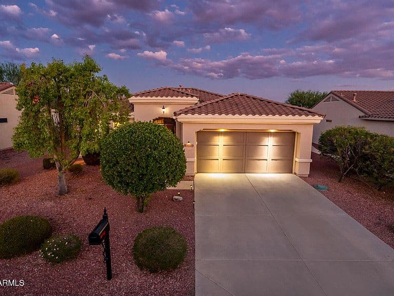 22233 N ARRELLAGA Drive photo 3