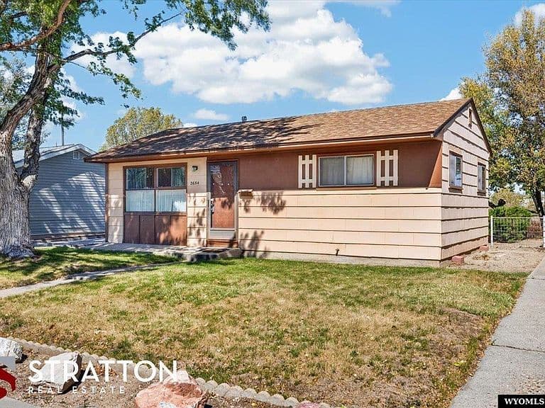 2654 Coulter Dr photo 1
