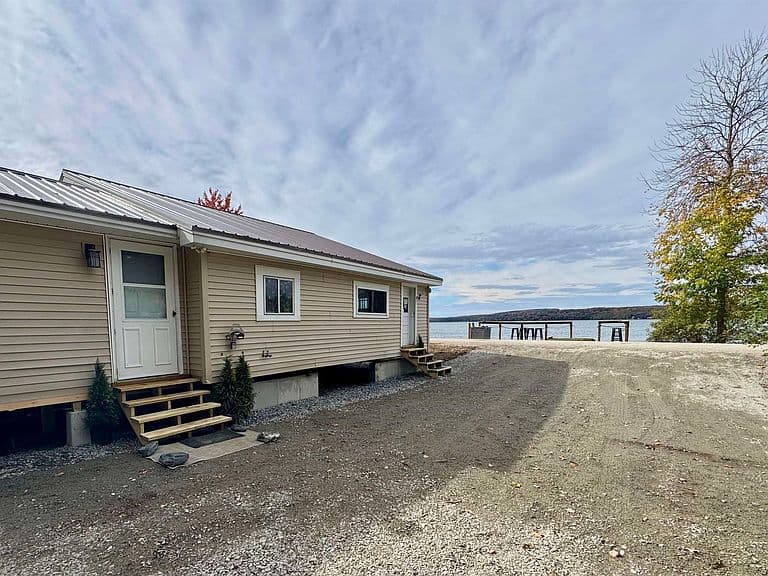 287 Dewing Road photo 5