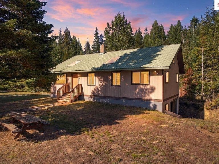 351 Lost Creek Ln photo 1