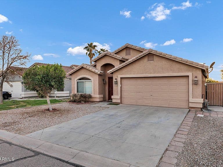 41626 N RANCH Drive photo 1