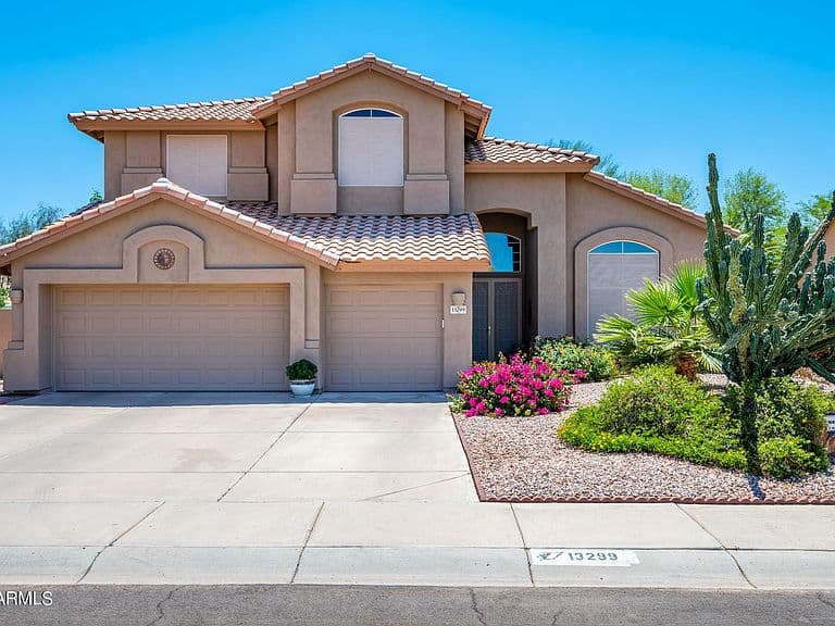13299 W HOLLY Street photo 2