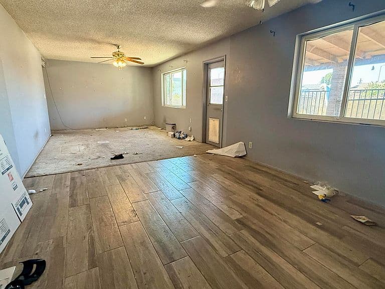 610 E VIA ELENA Street photo 3