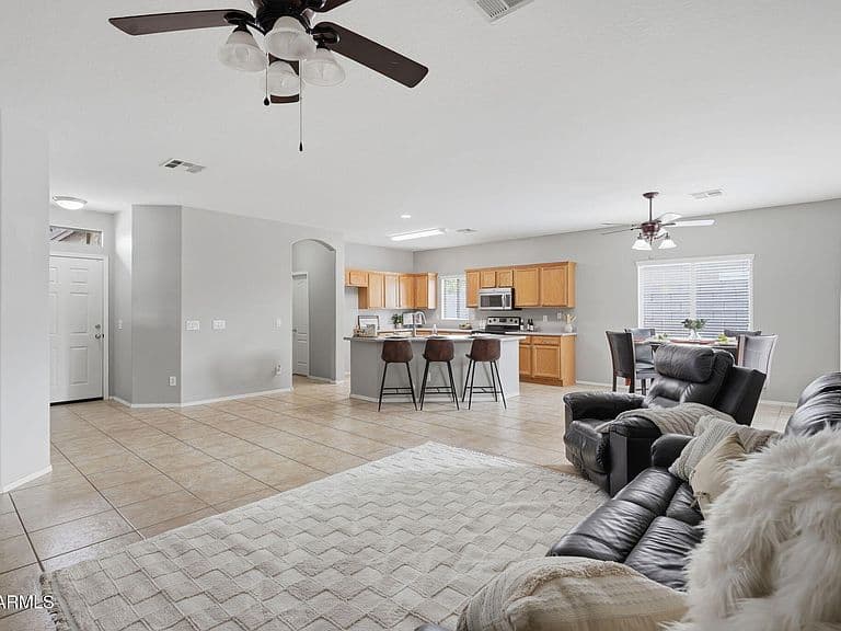 16597 W MADISON Street photo 1