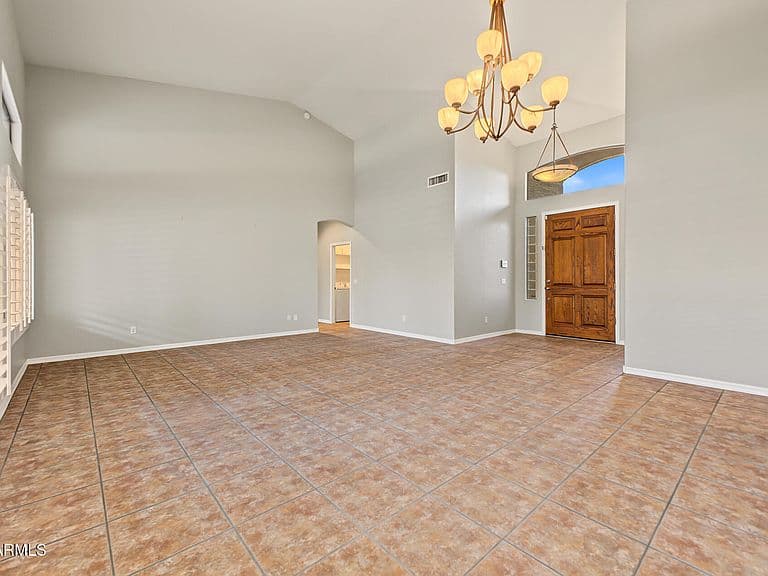 3720 S VISTA Place photo 5