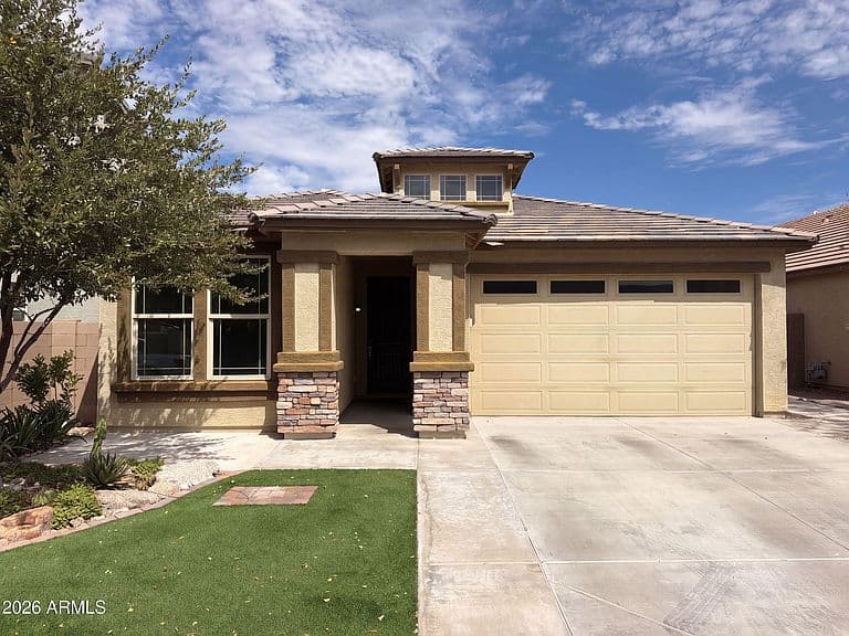 2518 E FAWN Drive photo 1