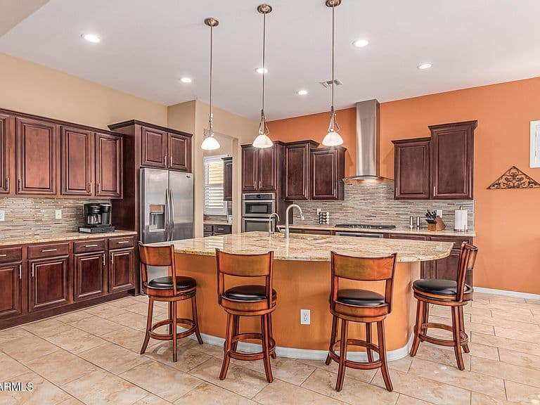 7473 W WILLOW Way photo 4