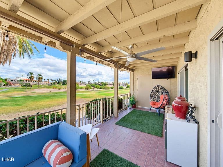 393 Hagen Way photo 4