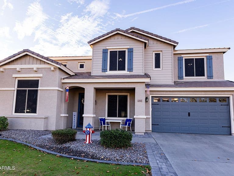 1507 E Bluebird Ct photo 1