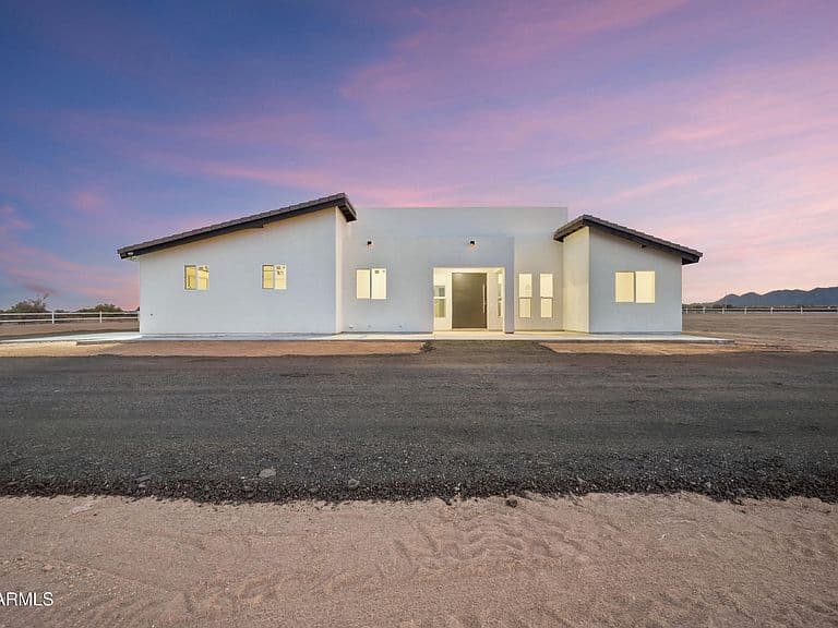 50821 W Century Road photo 1