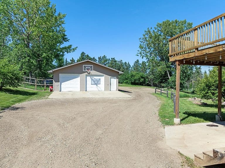 1700 Sundown Dr photo 4