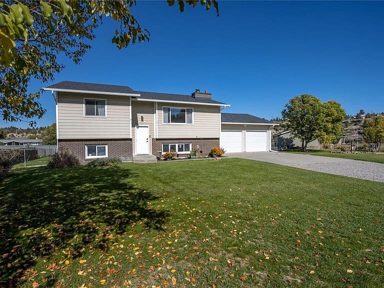 1519 Sage Dr photo 2