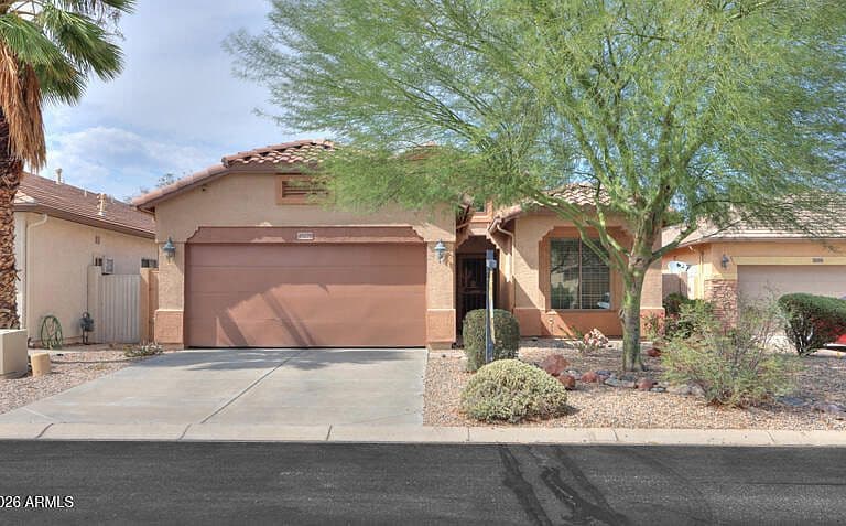 45070 W DESERT CEDARS Lane photo 2