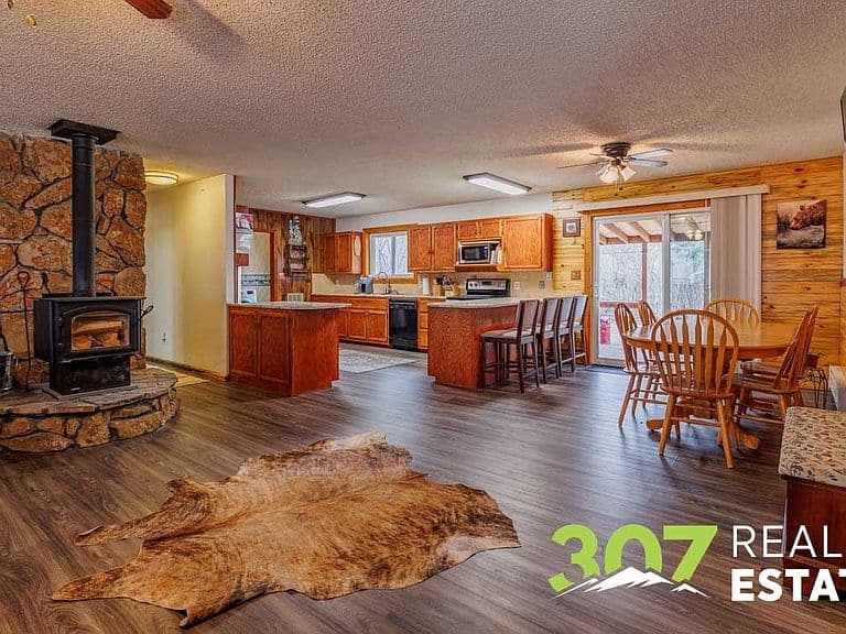 944 Saddle Ct photo 4