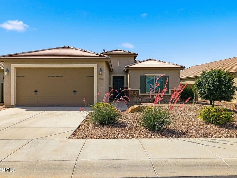 5793 W SARATOGA Court photo 2