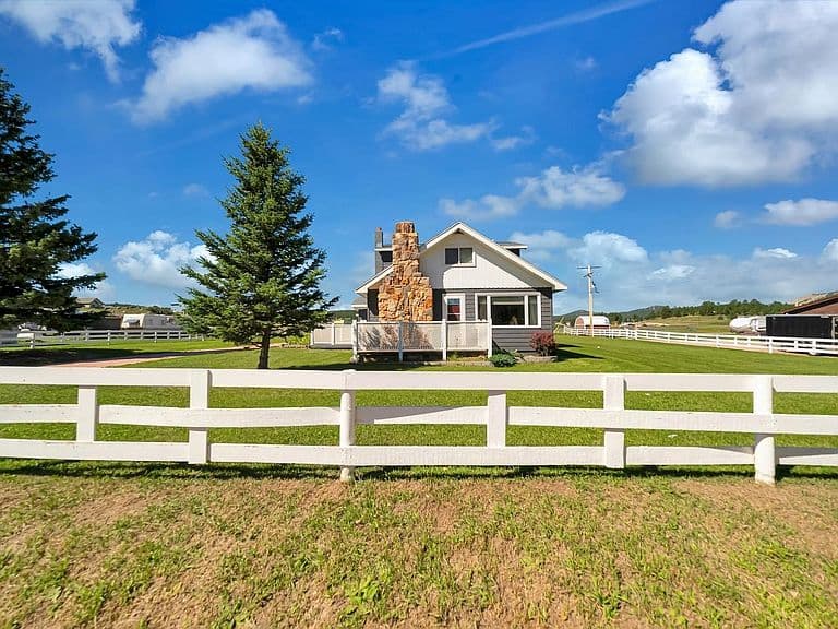 25115 Harbach Ln photo 3