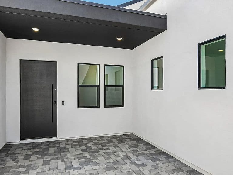 7291 W White Feather Ln photo 3