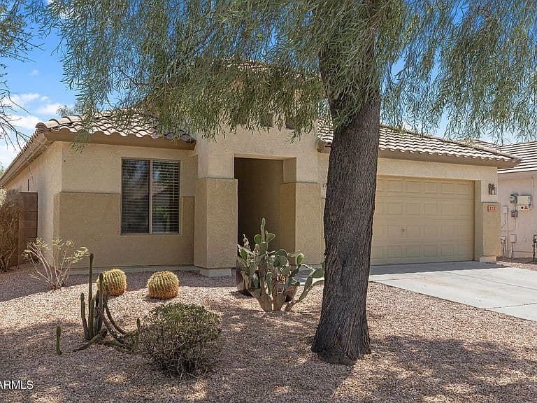 375 W GASCON Road photo 3