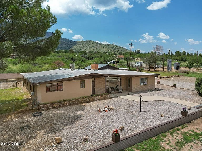 8056 S VATO Lane photo 5