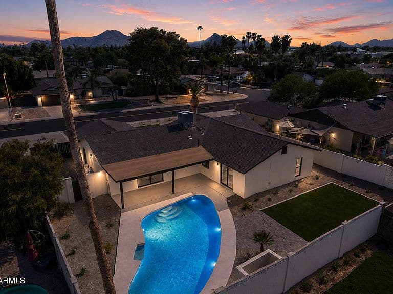 4948 E CORRINE Drive photo 4
