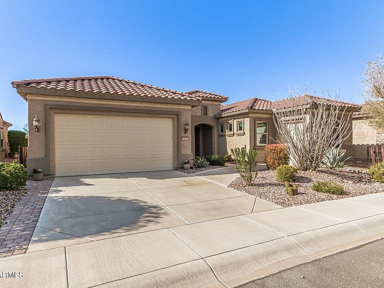 7473 W WILLOW Way photo 1
