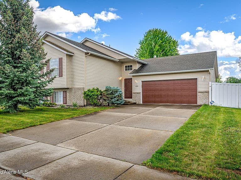 2656 W Larix Ct photo 1