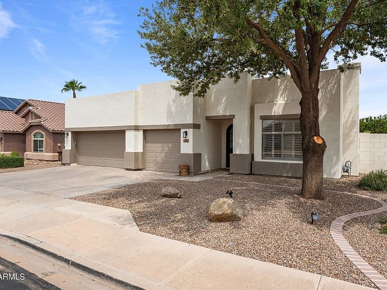 10124 E Pantera Avenue photo 2