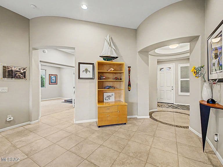 521 N Easter Lily Ln photo 4