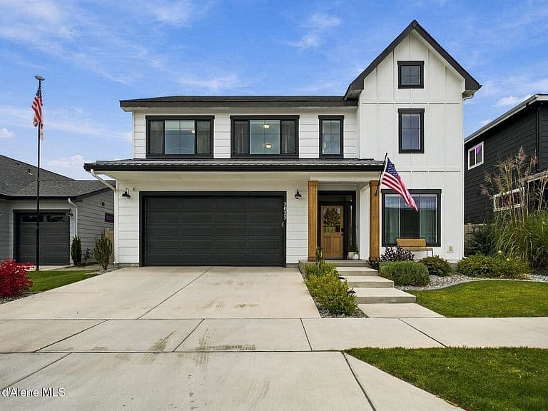 2035 W Moselle Dr photo 1